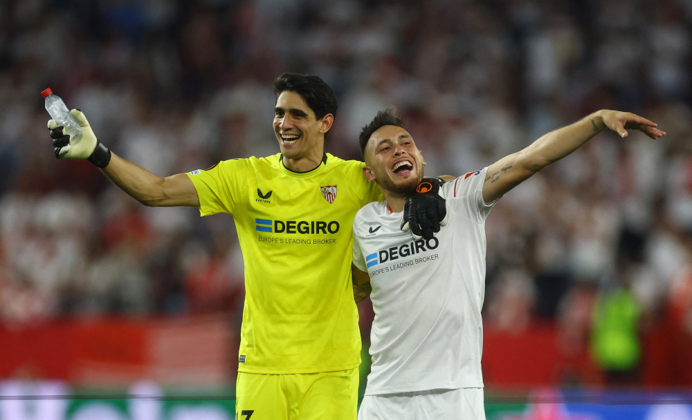 汉城FC首次晋级亚洲足球冠军赛四强的简单介绍 汉城FC首次晋级亚洲足球冠军赛四强的简单介绍