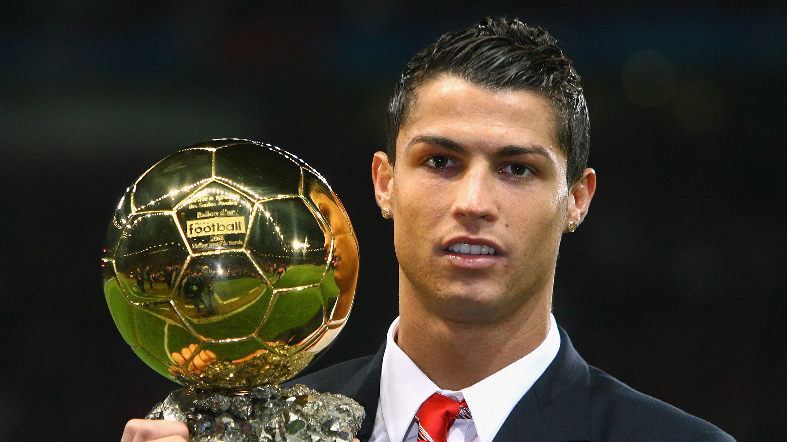 当足球节奏遇见赛道狂飙,加纳的掌控、阿尔及利亚的坚韧与内马尔的F1奇幻日